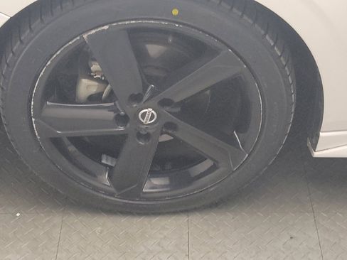 Used 2021 Nissan Sentra SR FWD image 31