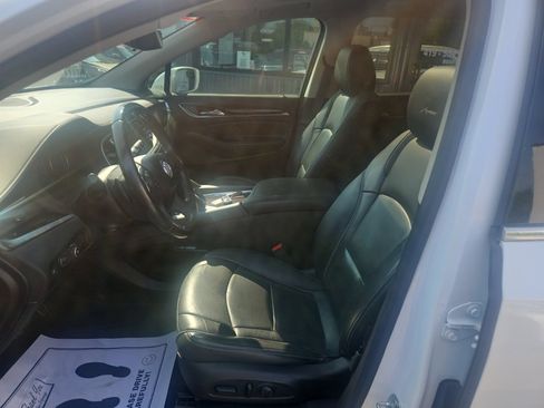 Used 2019 Buick Enclave Avenir w/ Avenir Technology Package FWD image 14