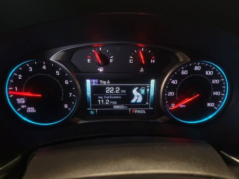 Used 2018 Chevrolet Equinox Premier FWD image 23