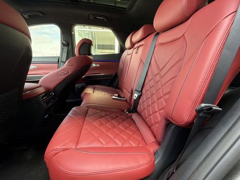 New 2026 Genesis GV70 3.5T Sport Prestige image 25