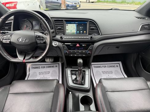 Used 2017 Hyundai Elantra Sport w/ Sport Premium Package 06 FWD image 15