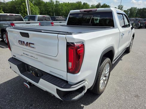 Used 2021 GMC Sierra 1500 Denali w/ Denali Ultimate Package AWD/4WD image 7