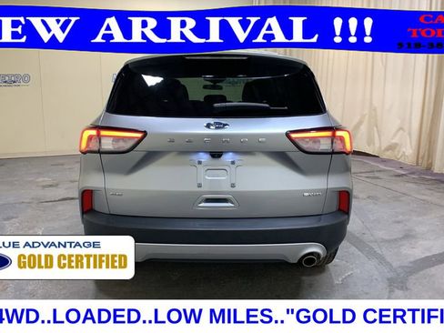 Used 2021 Ford Escape SE image 4