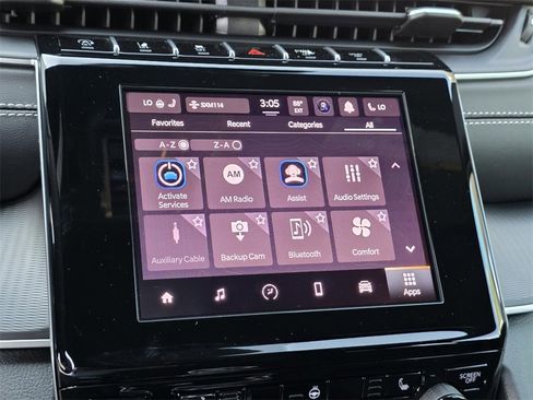 New 2025 Jeep Grand Cherokee Altitude image 18