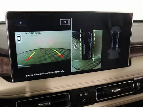 Certified 2023 Lincoln Nautilus Reserve image 6