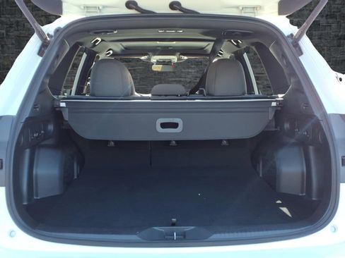 Certified 2025 Subaru Forester Premium AWD/4WD image 23