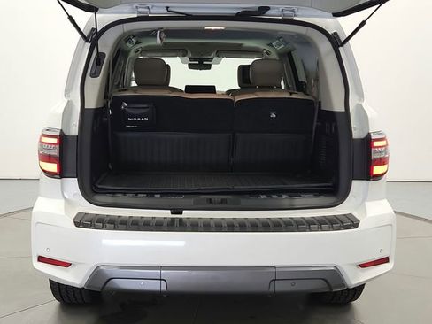 Used 2023 Nissan Armada Platinum w/ Captain's Chairs Package RWD image 43