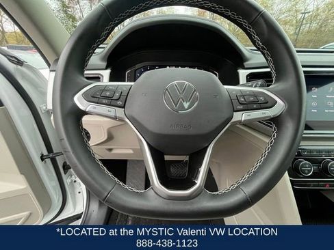 Certified 2023 Volkswagen Atlas SE w/ Panoramic Sunroof Package AWD/4WD image 39