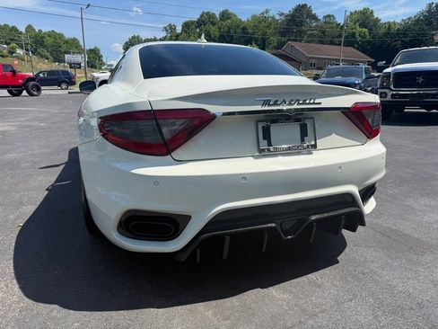 Used 2018 Maserati GranTurismo Sport RWD image 5