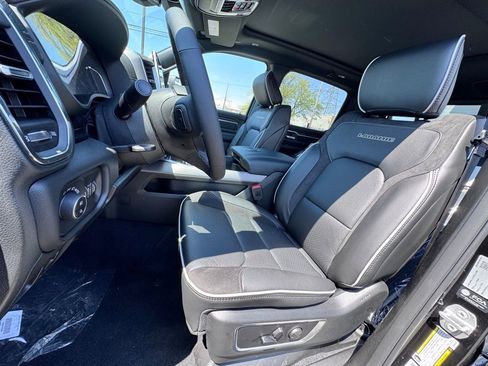 New 2026 RAM 1500 Laramie AWD/4WD image 14