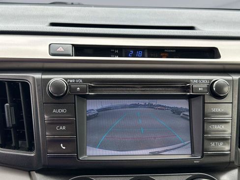 Used 2014 Toyota RAV4 LE AWD/4WD image 21