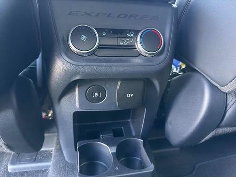 Used 2025 Ford Explorer ST-Line AWD/4WD image 21