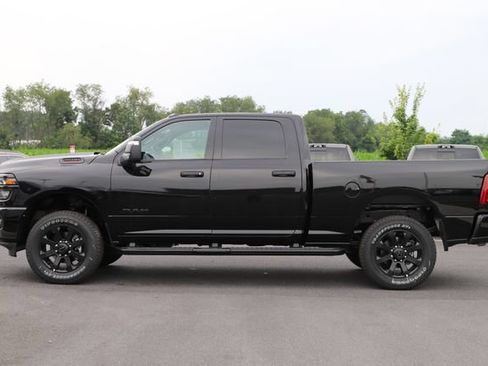 New 2026 RAM 3500 Big Horn AWD/4WD image 4