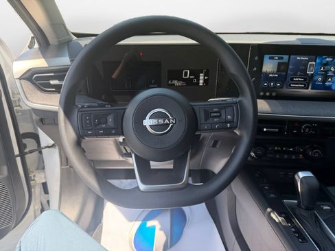 Certified 2026 Nissan Kicks SV w/ SV Premium Package AWD/4WD image 10