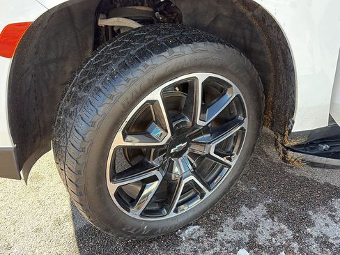 Used 2021 Chevrolet Tahoe RST image 8