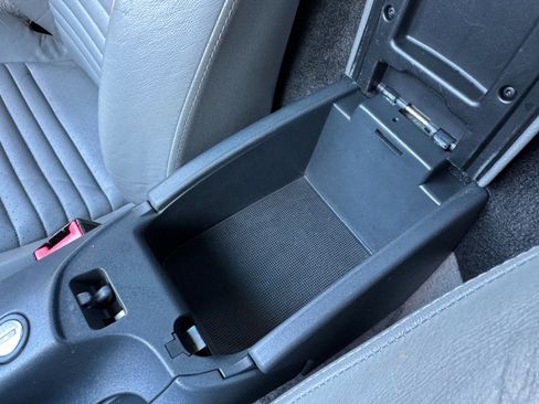 Used 1999 Porsche Boxster image 38