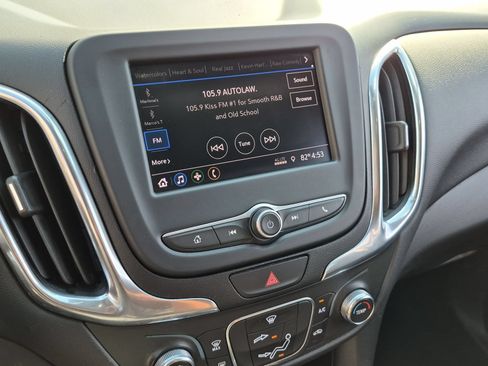 Used 2021 Chevrolet Equinox LT AWD/4WD image 23
