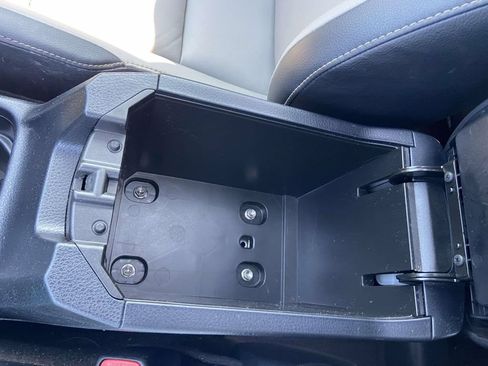 Used 2017 Toyota RAV4 Limited FWD image 25