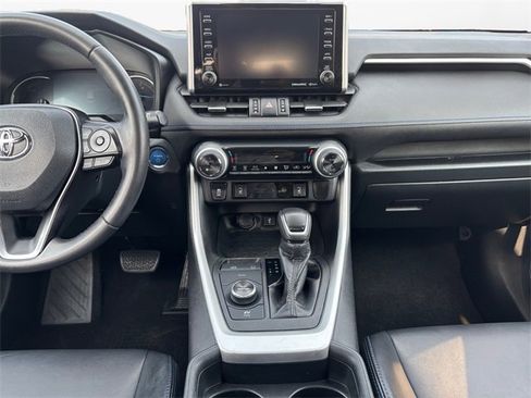 Used 2020 Toyota RAV4 XSE image 11