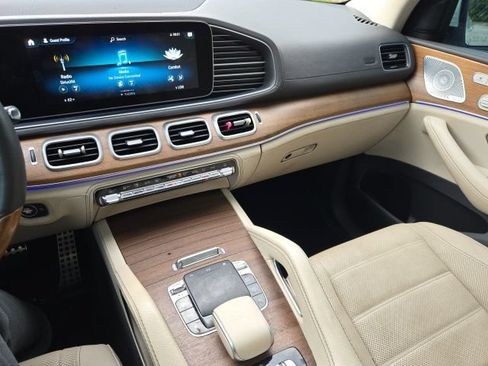 Used 2020 Mercedes-Benz GLS 580 4MATIC image 16