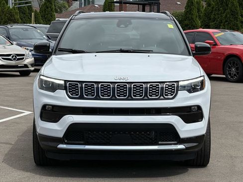 Certified 2025 Jeep Compass Limited w/ Elite Group AWD/4WD image 11