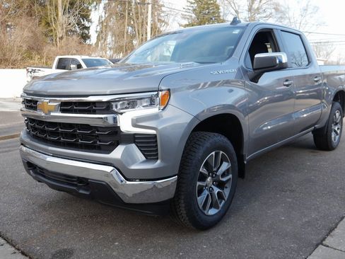 New 2026 Chevrolet Silverado 1500 LT image 17