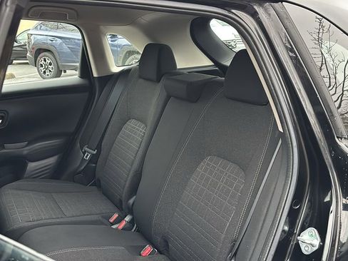 Used 2023 Honda HR-V LX image 27