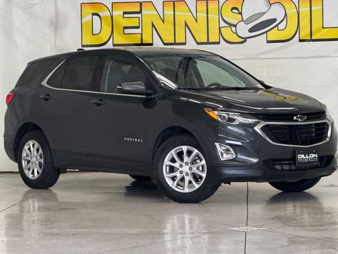 Used 2019 Chevrolet Equinox LT FWD image 2
