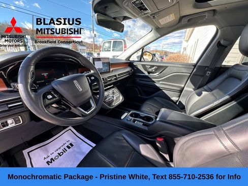 Used 2021 Lincoln Corsair Reserve image 13