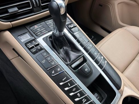 Used 2020 Porsche Macan GTS image 34