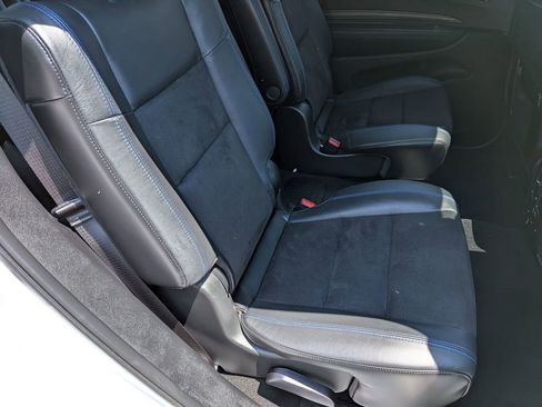 Used 2022 Dodge Durango R/T w/ Tow 'N Go Package AWD/4WD image 32
