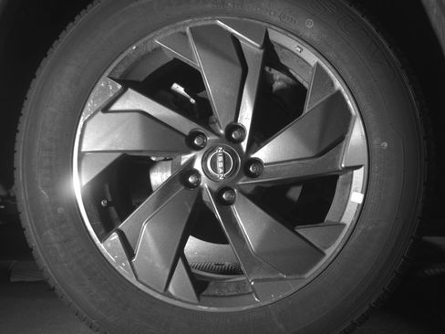 Used 2025 Nissan Rogue SV image 15