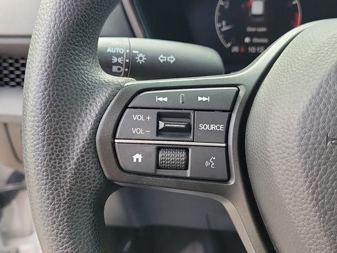 Used 2025 Honda CR-V EX image 22