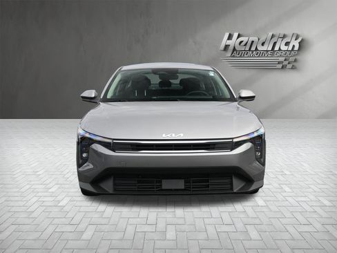 Used 2025 Kia K4 FWD image 3