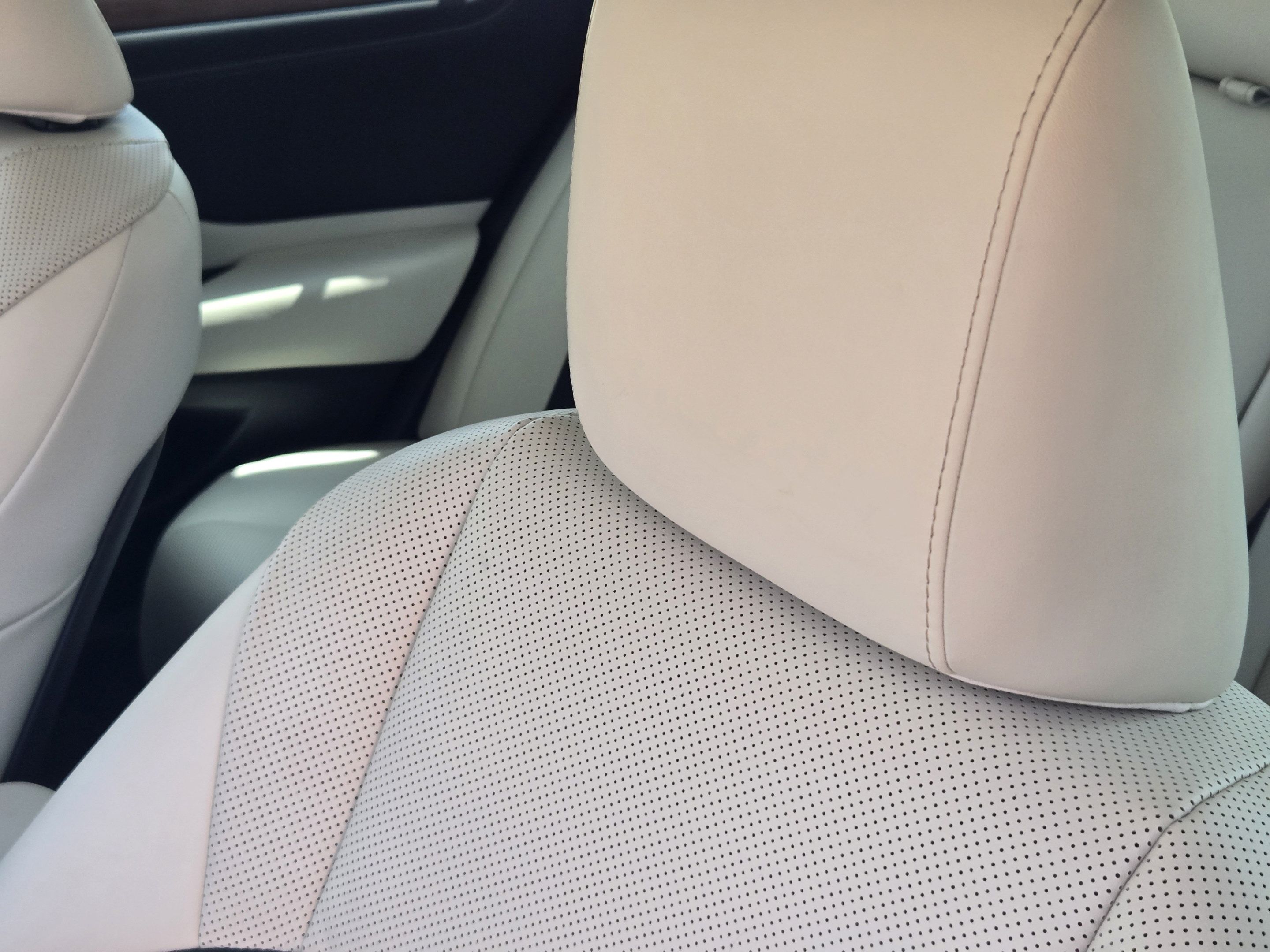 Certified 2025 Lexus ES 350 w/ Premium Package FWD image 23