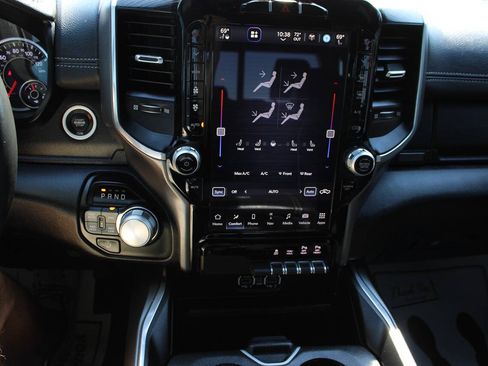 Used 2023 RAM 1500 Laramie AWD/4WD image 16