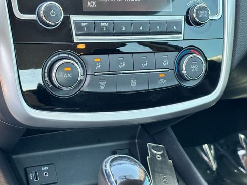 Used 2018 Nissan Altima 2.5 SR FWD image 26
