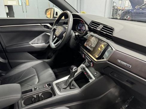 Certified 2023 Audi Q3 2.0T Premium w/ Convenience Package AWD/4WD image 30