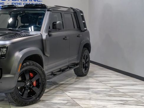 Used 2020 Land Rover Defender 110 First Edition AWD/4WD image 8