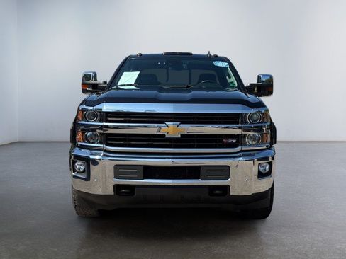 Used 2015 Chevrolet Silverado 2500 LTZ w/ Duramax Plus Package AWD/4WD image 6