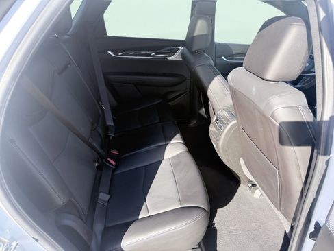 Used 2024 Cadillac XT5 Premium Luxury image 24