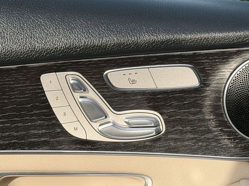 Certified 2022 Mercedes-Benz GLC 300 image 18