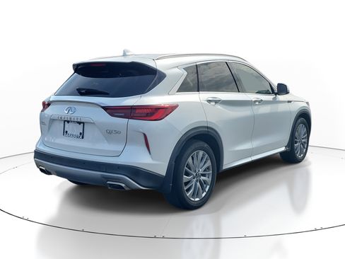 Used 2023 INFINITI QX50 Luxe image 6