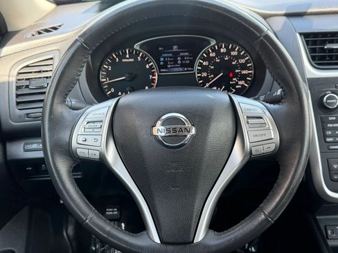 Used 2017 Nissan Altima 2.5 SV w/ Convenience Package FWD image 15