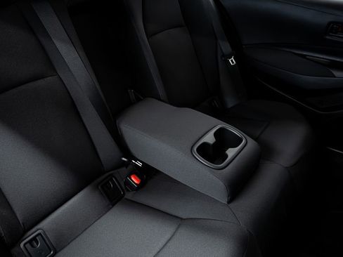 Used 2025 Toyota Corolla LE image 20