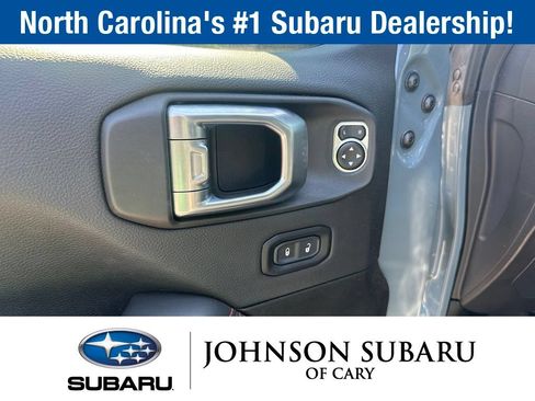 Used 2024 Jeep Wrangler Unlimited Rubicon AWD/4WD image 26