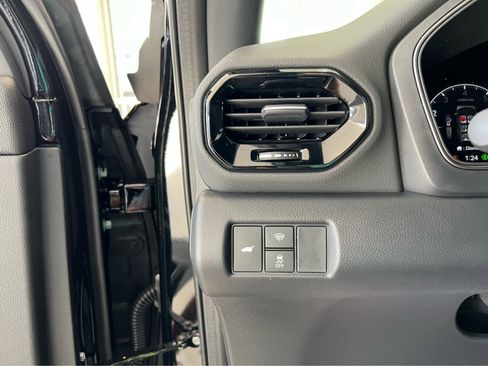 New 2025 Honda Pilot TrailSport image 26