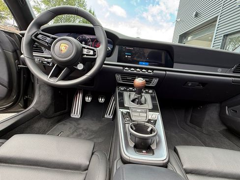 Certified 2026 Porsche 911 Carrera T RWD image 16