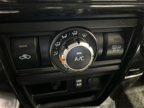 Used 2018 Toyota 4Runner TRD Off-Road Premium image 28