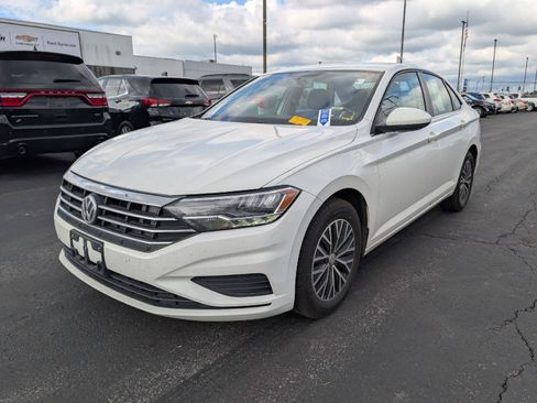 Used 2021 Volkswagen Jetta S w/ Driver Assistance Package FWD image 4